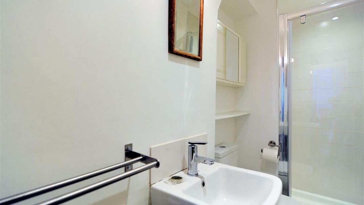 10 Cobb Terrace Βίλα Λάιμ Ρέγκις Εξωτερικό φωτογραφία